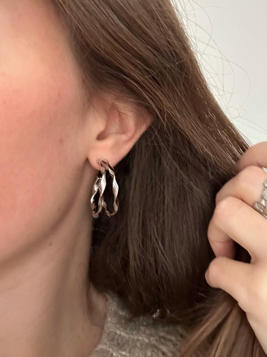 Boucles d'oreilles CAMÉLIA argentées